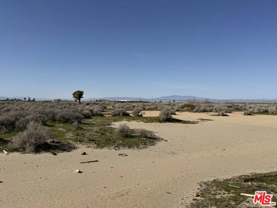 78 W Avenue K-8, Lancaster, CA 93536 - #3