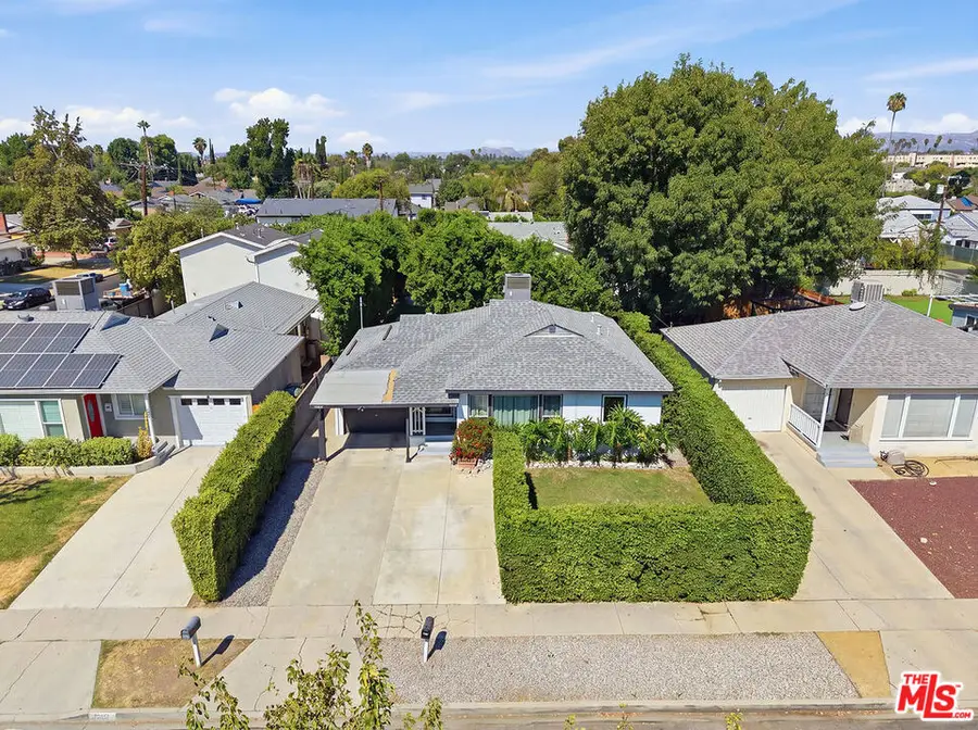 7007 Claire Avenue, Reseda, CA 91335 - #2