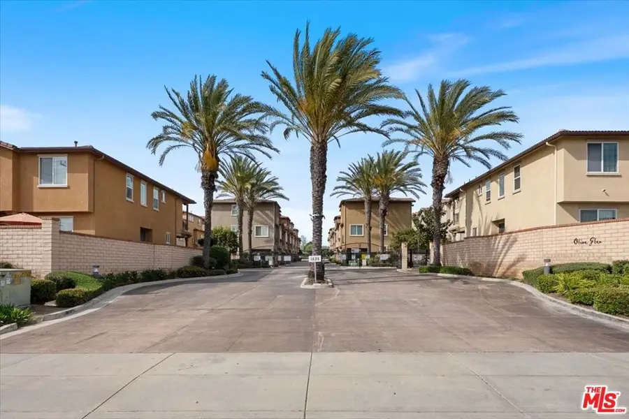 11926 Olive Glen Lane, Los Angeles, CA 90047 - #2