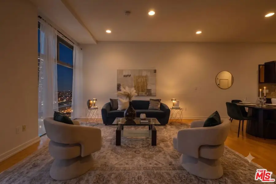 801 S Grand Avenue #1508, Los Angeles, CA 90017 - #3