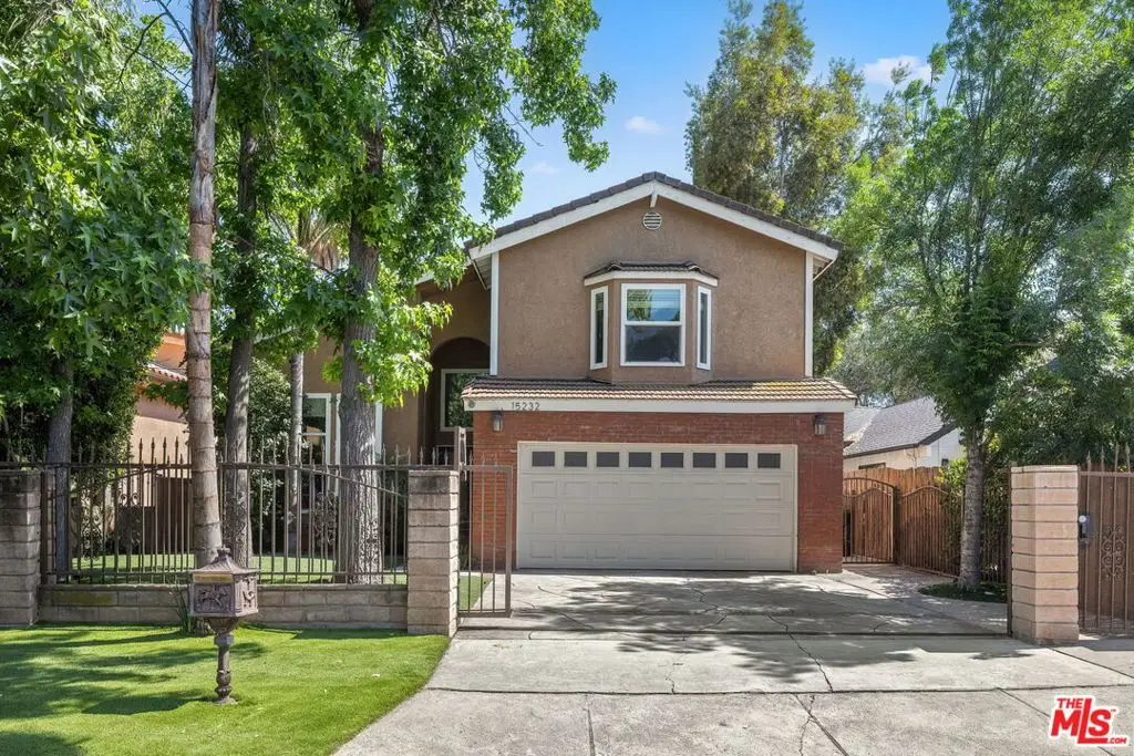 15232 Hartsook Street, Sherman Oaks, CA 91403 - #1