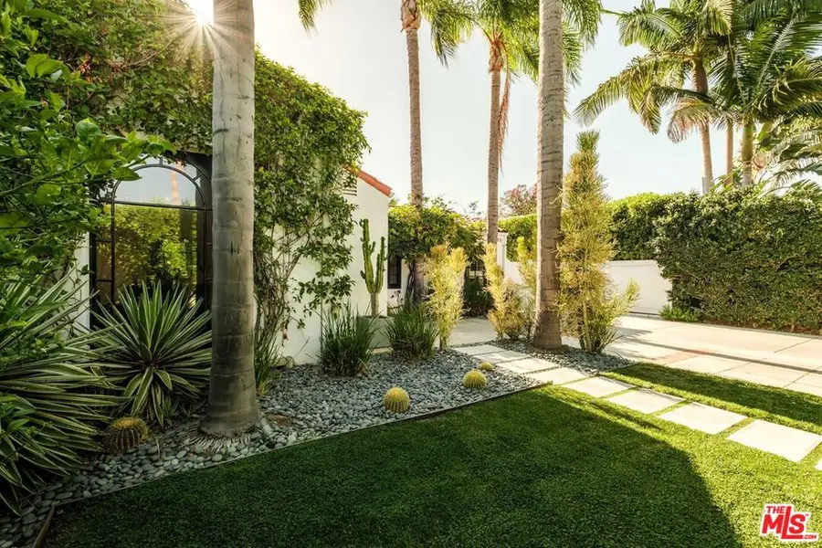 331 N Kilkea Drive, Los Angeles, CA 90048 - #2