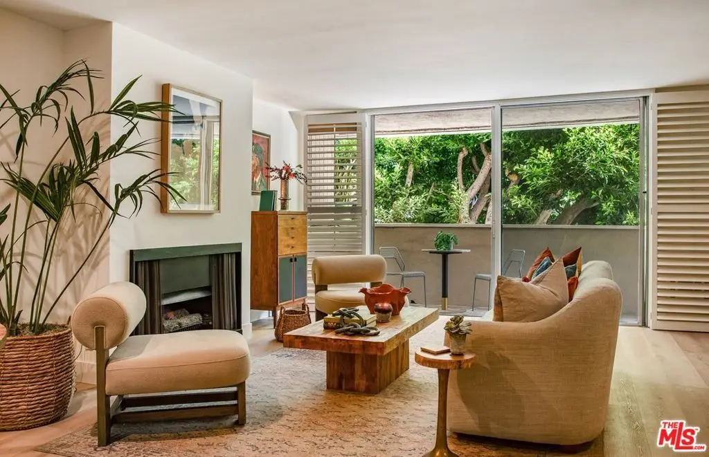 11645 Montana Avenue #101, Los Angeles, CA 90049 - #1