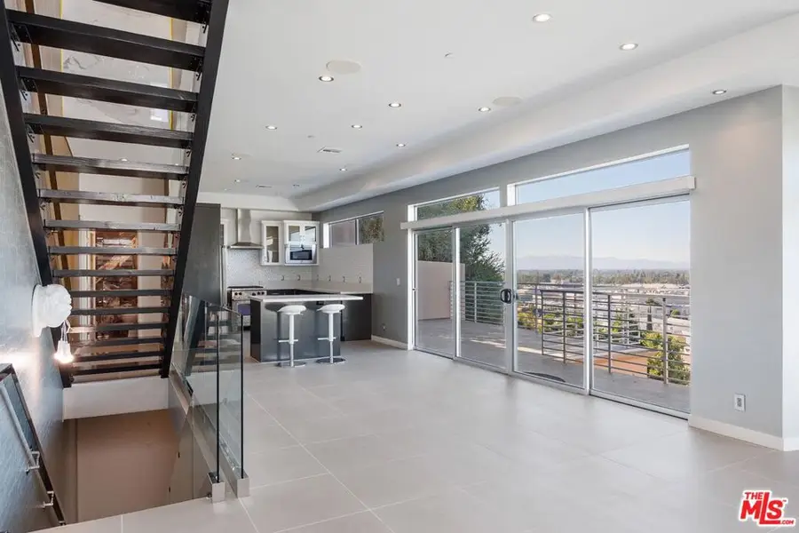 11698 Picturesque Drive, Studio City, CA 91604 - #2