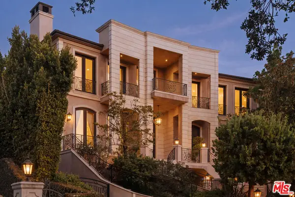 2108 Stratford Circle, Los Angeles, CA 90077