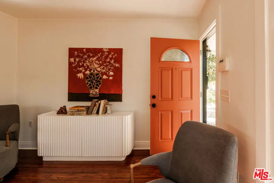 3006 11th Avenue, Los Angeles, CA 90018 - #2