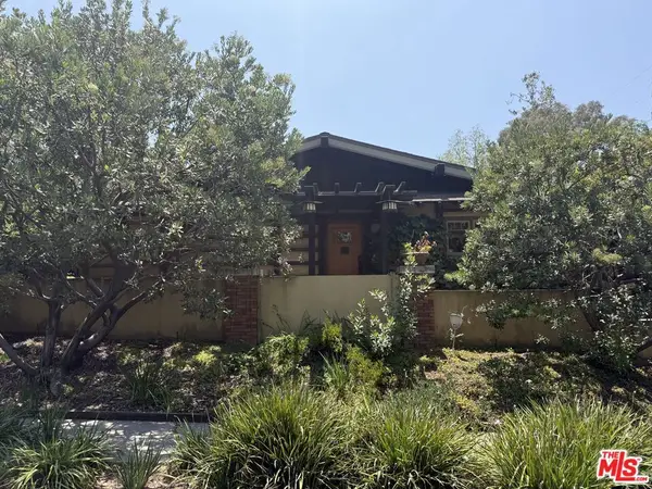 4814 W 1st Street, Los Angeles, CA 90004