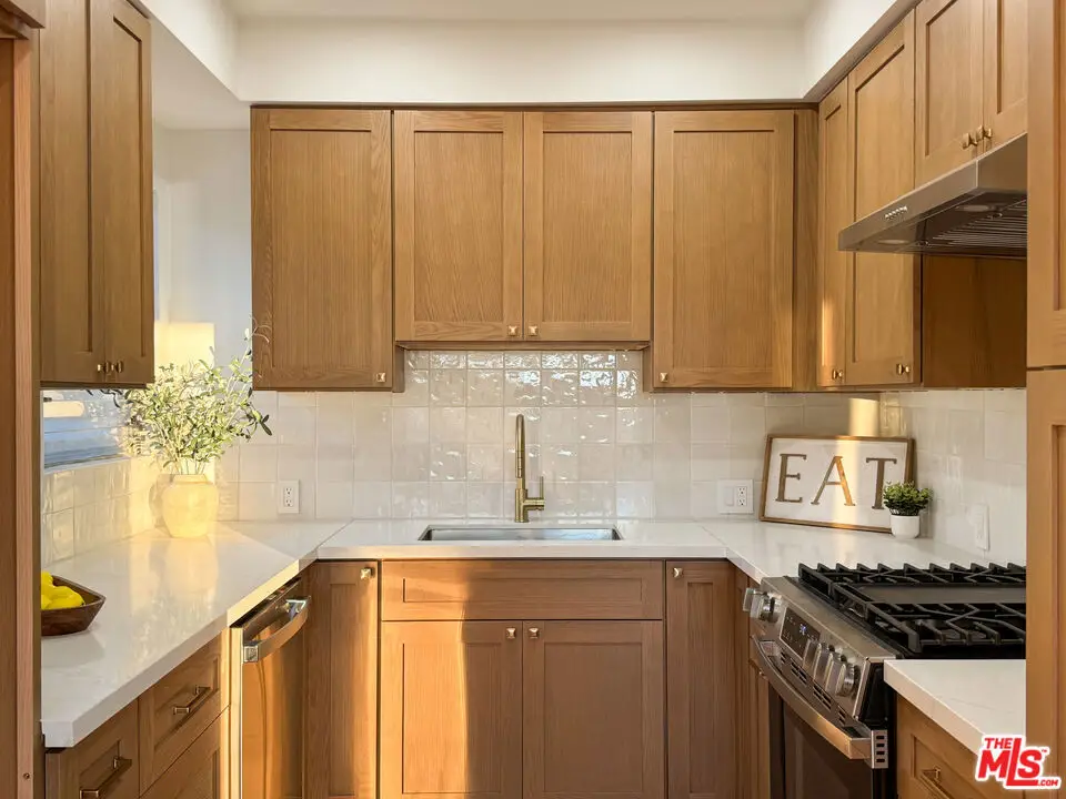 4579 Ambrose Avenue #8, Los Angeles, CA 90027 - #1