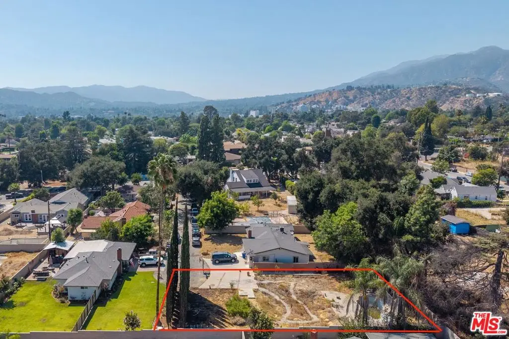 403 W Calaveras Street, Altadena, CA 91001 - #1