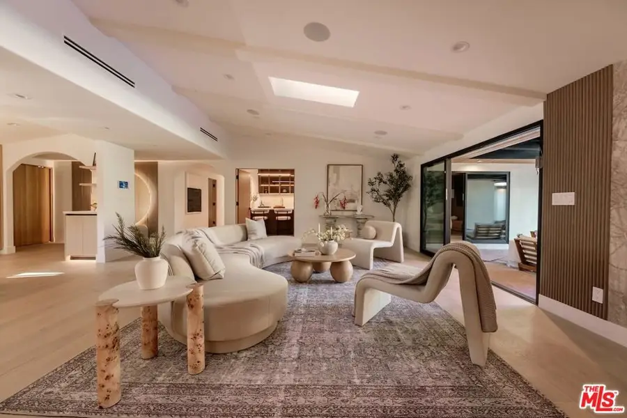 6022 Elba Place, Woodland Hills, CA 91367 - #3