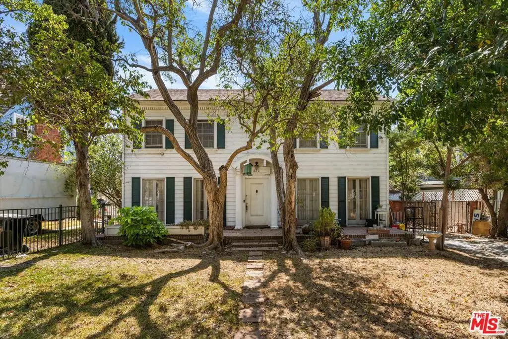 820 5th Avenue, Los Angeles, CA 90005 - #1