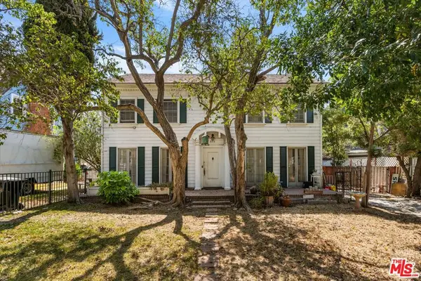 820 5th Avenue, Los Angeles, CA 90005