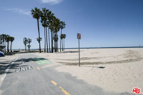 22 Navy Street #103, Venice, CA 90291