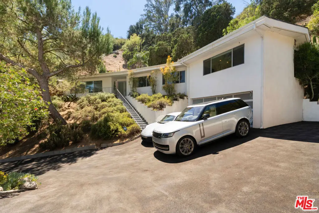 9659 Cedarbrook Drive, Los Angeles, CA 90210 - #1