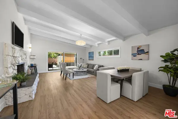 7528 Newcastle Avenue, Reseda, CA 91335