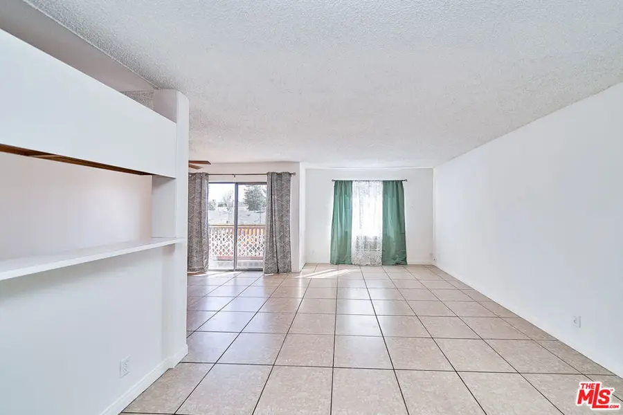 20234 Cantara Street #229, Winnetka, CA 91306 - #2