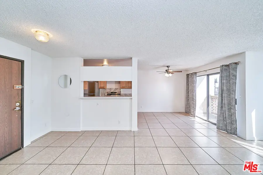 20234 Cantara Street #229, Winnetka, CA 91306 - #3