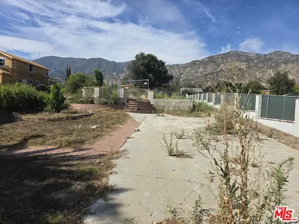 109 E Las Flores Drive, Altadena, CA 91001