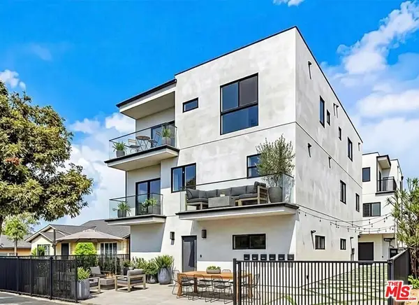 4703 Saturn Street, Los Angeles, CA 90019