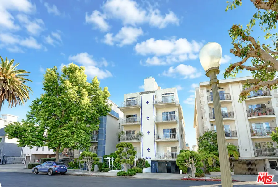 1915 Malcolm Avenue #301, Los Angeles, CA 90025 - #2