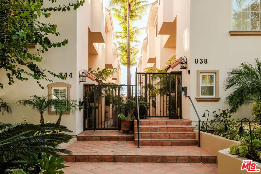 844 17th Street #105, Santa Monica, CA 90403 - #2