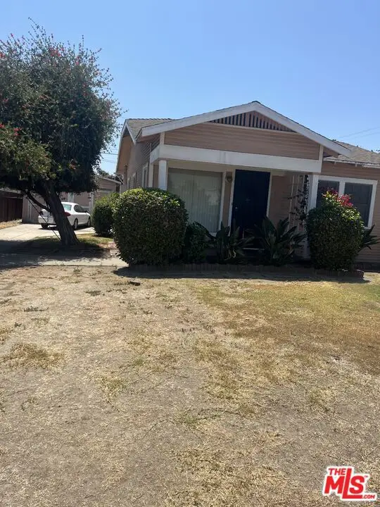 1346 W 61st Street, Los Angeles, CA 90044