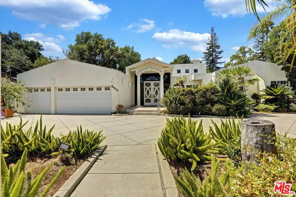 4623 Hayvenhurst Avenue, Encino, CA 91436 - #1