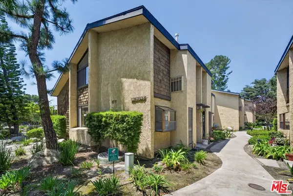12750 Centralia Street #148, Lakewood, CA 90715