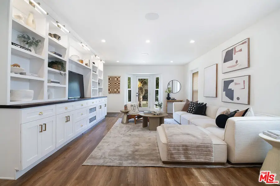 8828 Alcott Street, Los Angeles, CA 90035 - #2