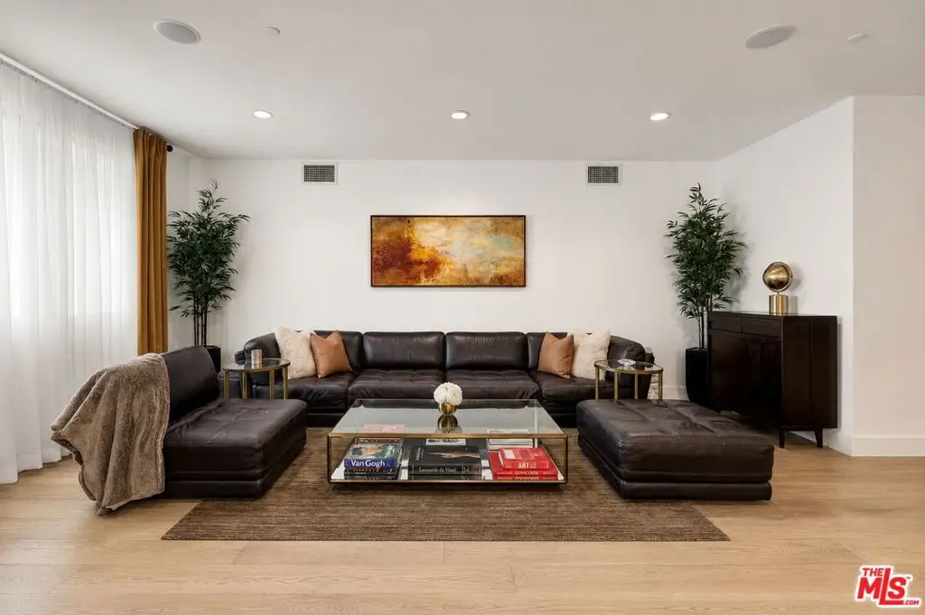 1304 Roxbury Drive #202, Los Angeles, CA 90035 - #1
