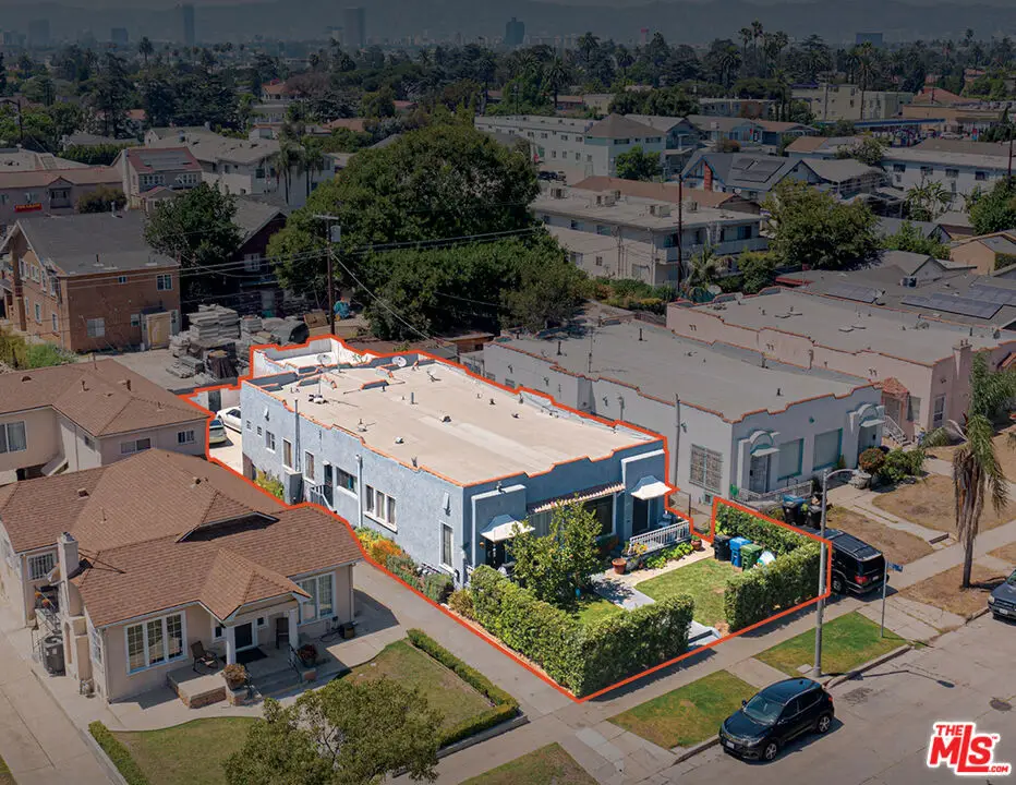 2211 S Bronson Avenue, Los Angeles, CA 90018 - #1