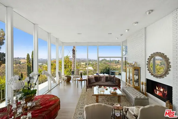 1298 Stradella Road, Los Angeles, CA 90077