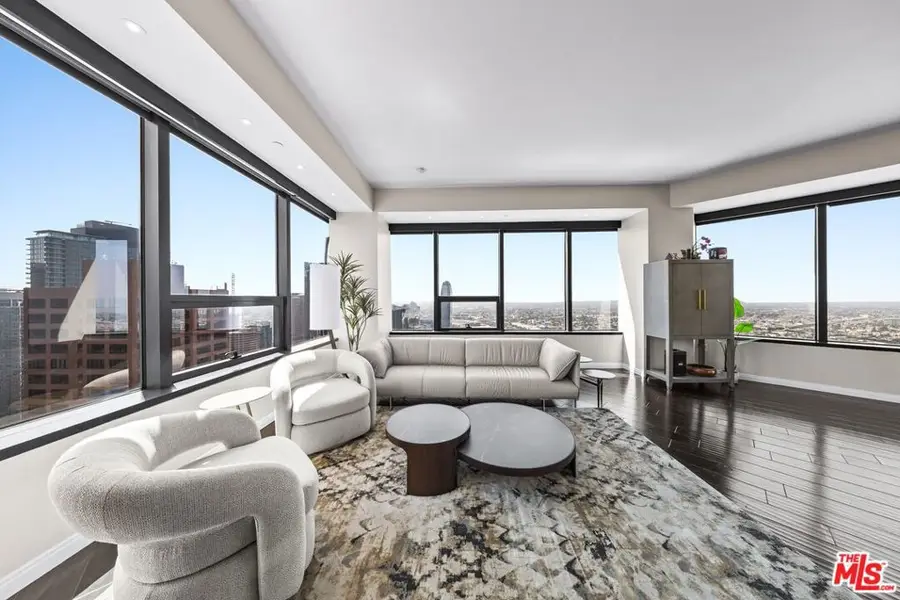 1100 Wilshire Boulevard #3208, Los Angeles, CA 90017 - #3