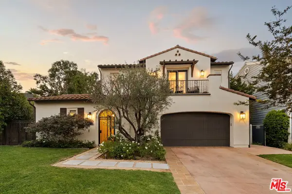 7585 Shore Cliff Drive, Los Angeles, CA 90045