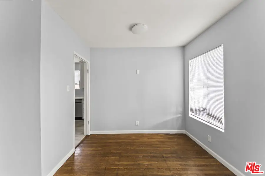 8102 Norwich Avenue, Panorama City, CA 91402 - #3