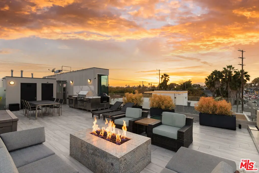 1712 Abbot Kinney Boulevard, Venice, CA 90291 - #1