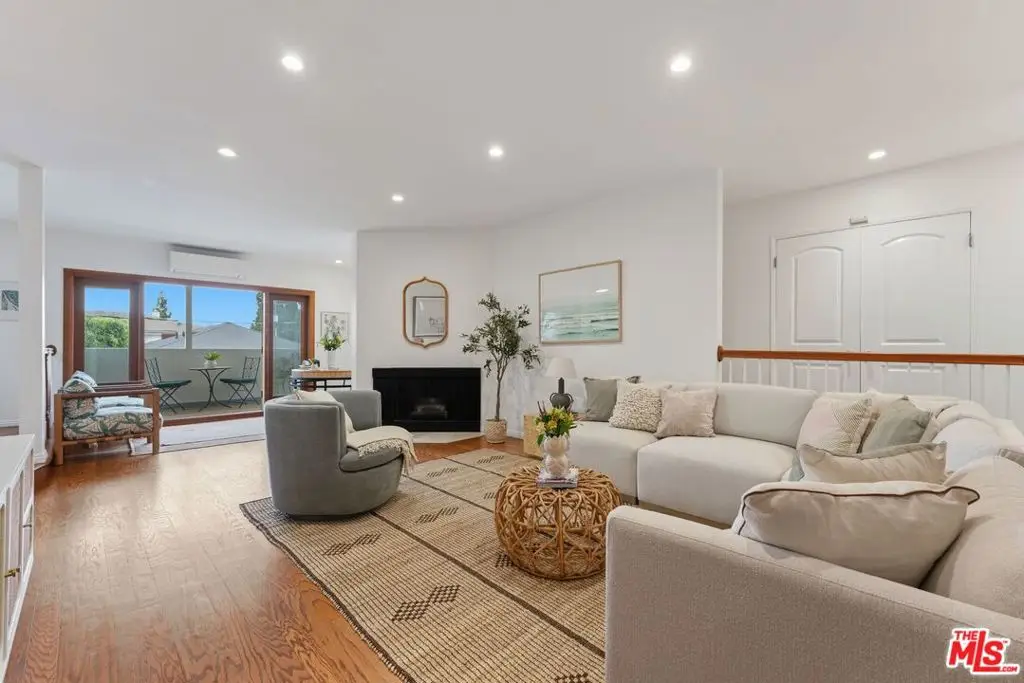 944 17th Street #6, Santa Monica, CA 90403 - #1