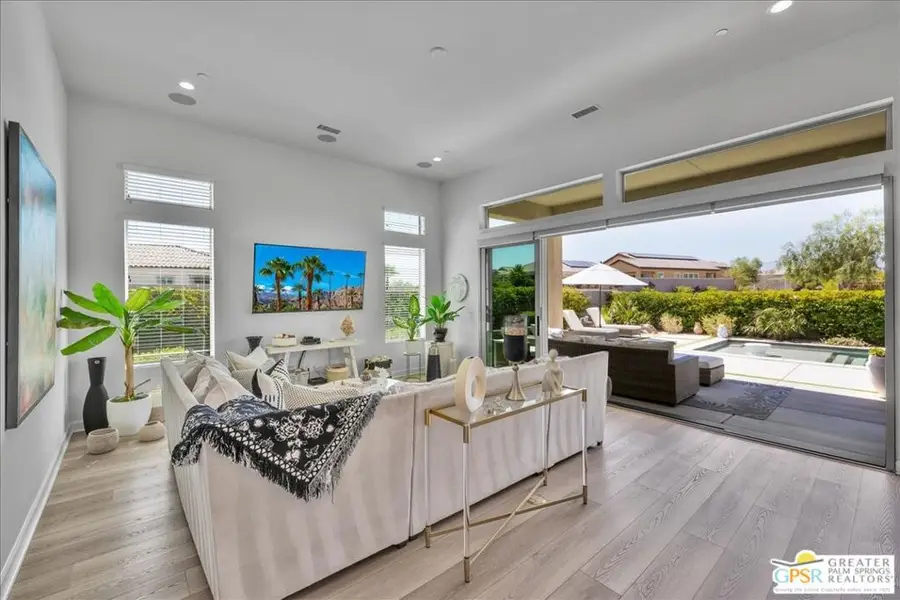 31 Chardonnay, Rancho Mirage, CA 92270 - #2