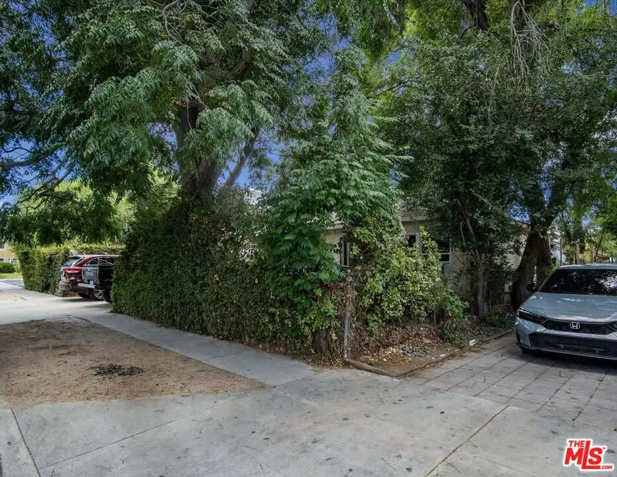 24513 Walnut Street, Santa Clarita, CA 91321 - #3