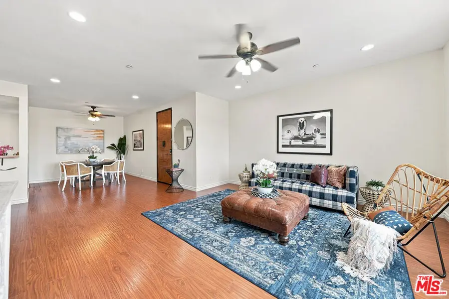 533 S St Andrews Place #318, Los Angeles, CA 90020 - #2