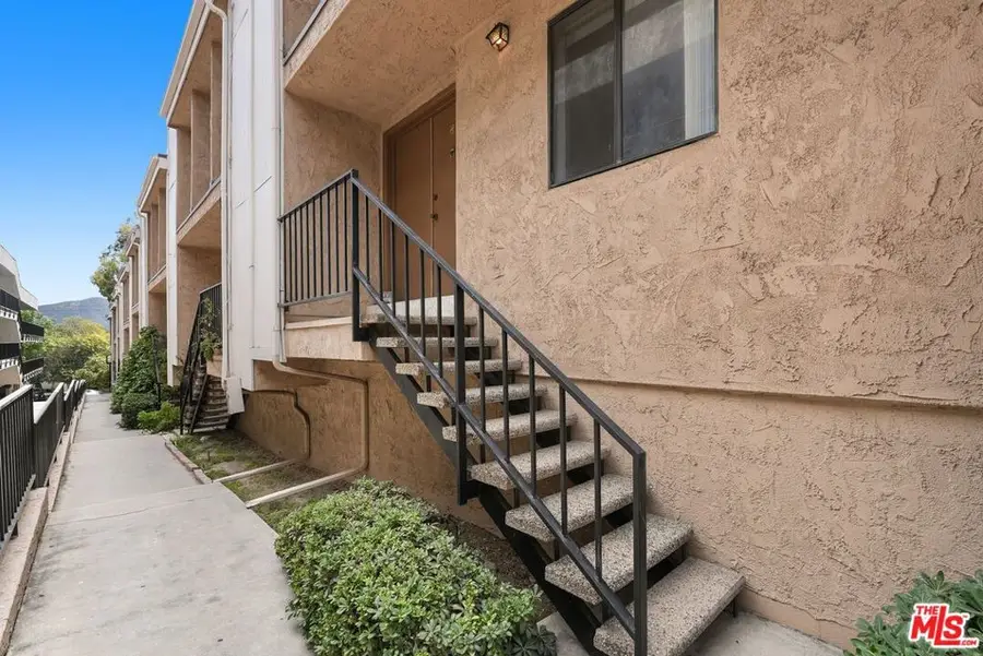 3245 Altura Avenue #8, Glendale, CA 91214 - #3
