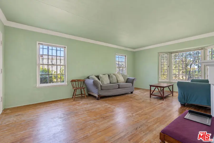 1036 S Genesee Avenue, Los Angeles, CA 90019 - #3