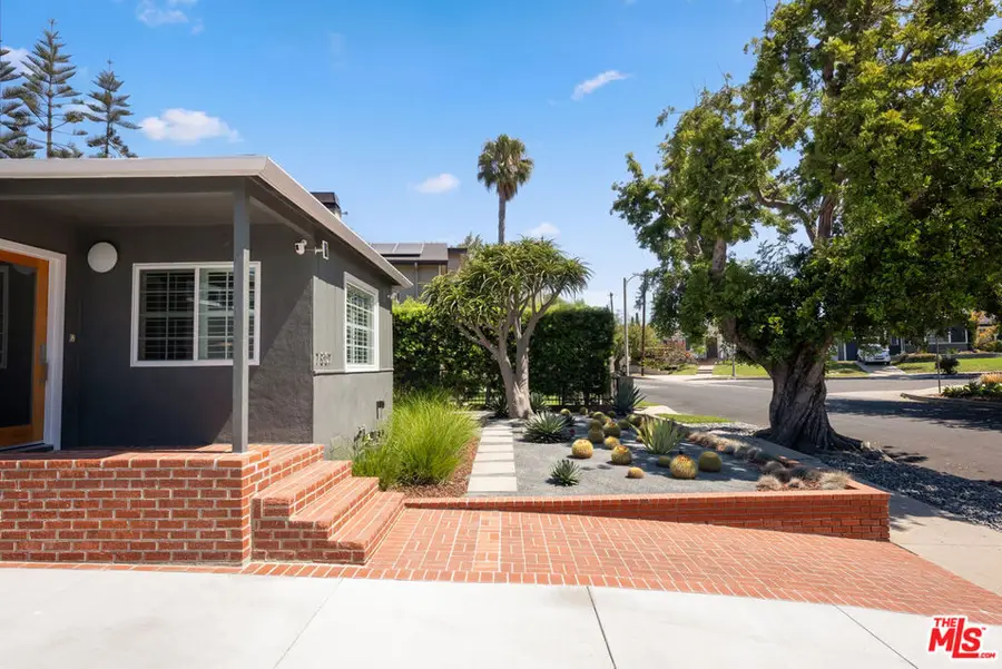 7807 Breen Avenue, Los Angeles, CA 90045 - #2