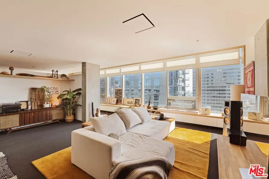 1155 S Grand Avenue #2107, Los Angeles, CA 90015 - #3