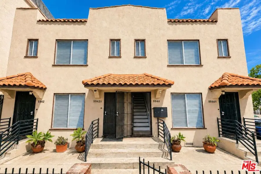 5942 Carlton Way, Los Angeles, CA 90028 - #3