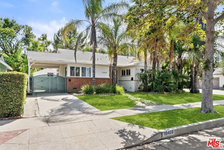 19408 Calvert Street, Tarzana, CA 91335 - #2