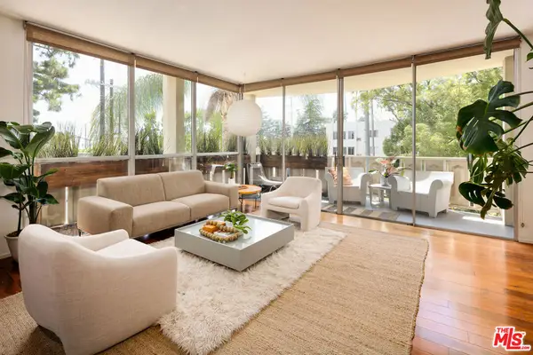 4455 Los Feliz Boulevard #207, Los Angeles, CA 90027