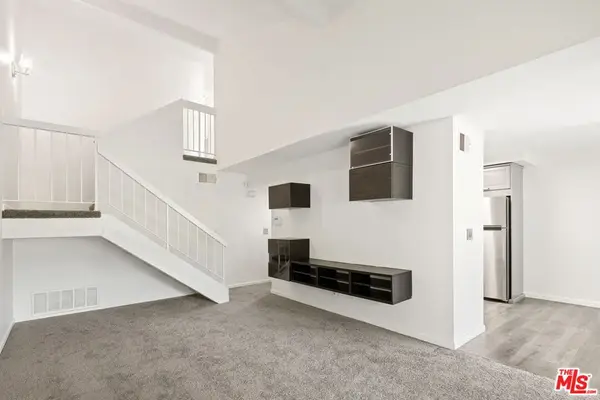 24817 Sand Wedge Lane, Santa Clarita, CA 91355