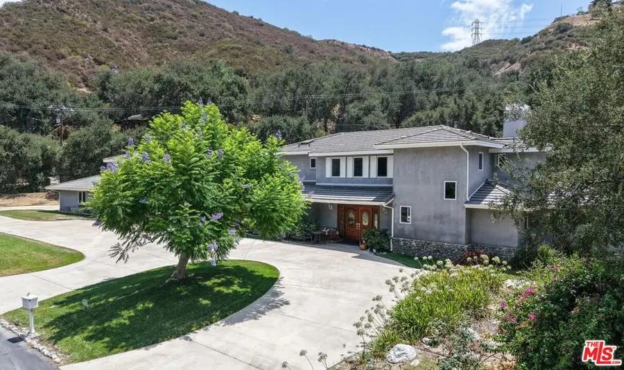 28342 Shadowland Circle, Silverado, CA 92676 - #2