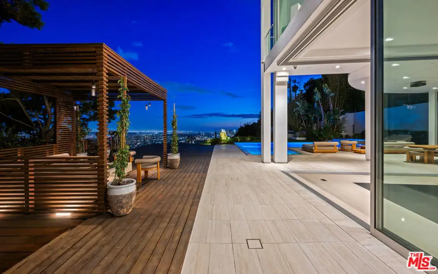 1609 Magnetic Terrace, Los Angeles, CA 90069 - #3